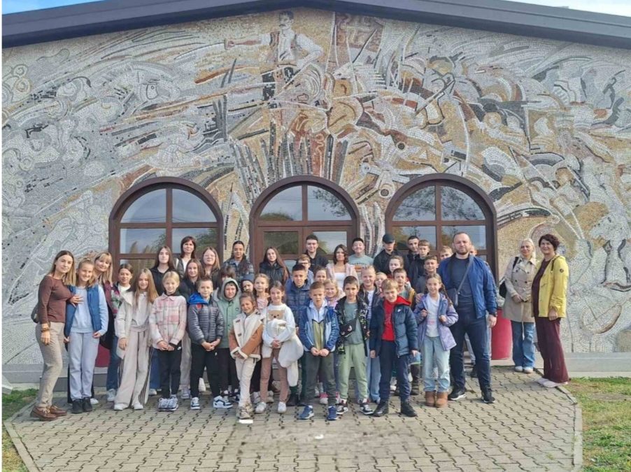 Бесплатан излет за најхуманије ученике
